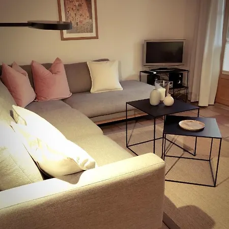 Evi Huber Apartment *
